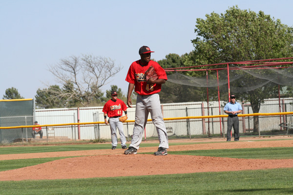 mcbaseball040409 026