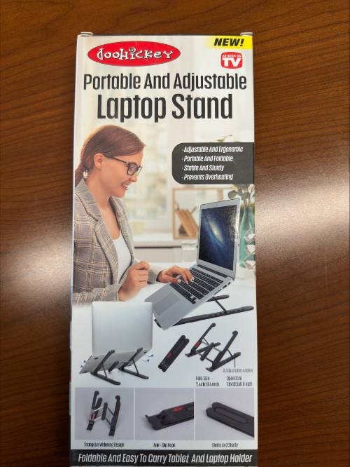 Portable laptop stand